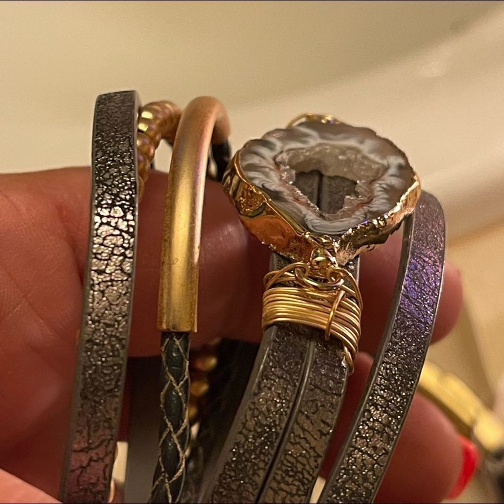 Saachi Optical Stacked Leather Boho Bracelet w/druzy smoky quartz magnetic - Picture 5 of 14